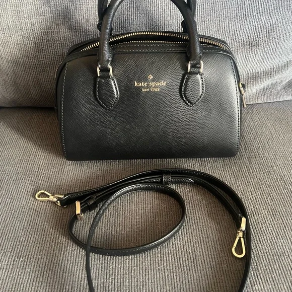 Kate Spade Madison dolly small duffle - Picture 4 of 5